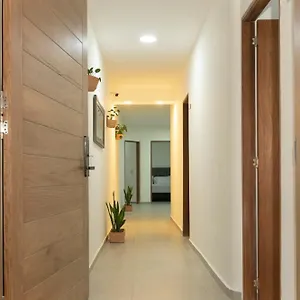 Habitación en casa particular Madeira Boutique, Medellín